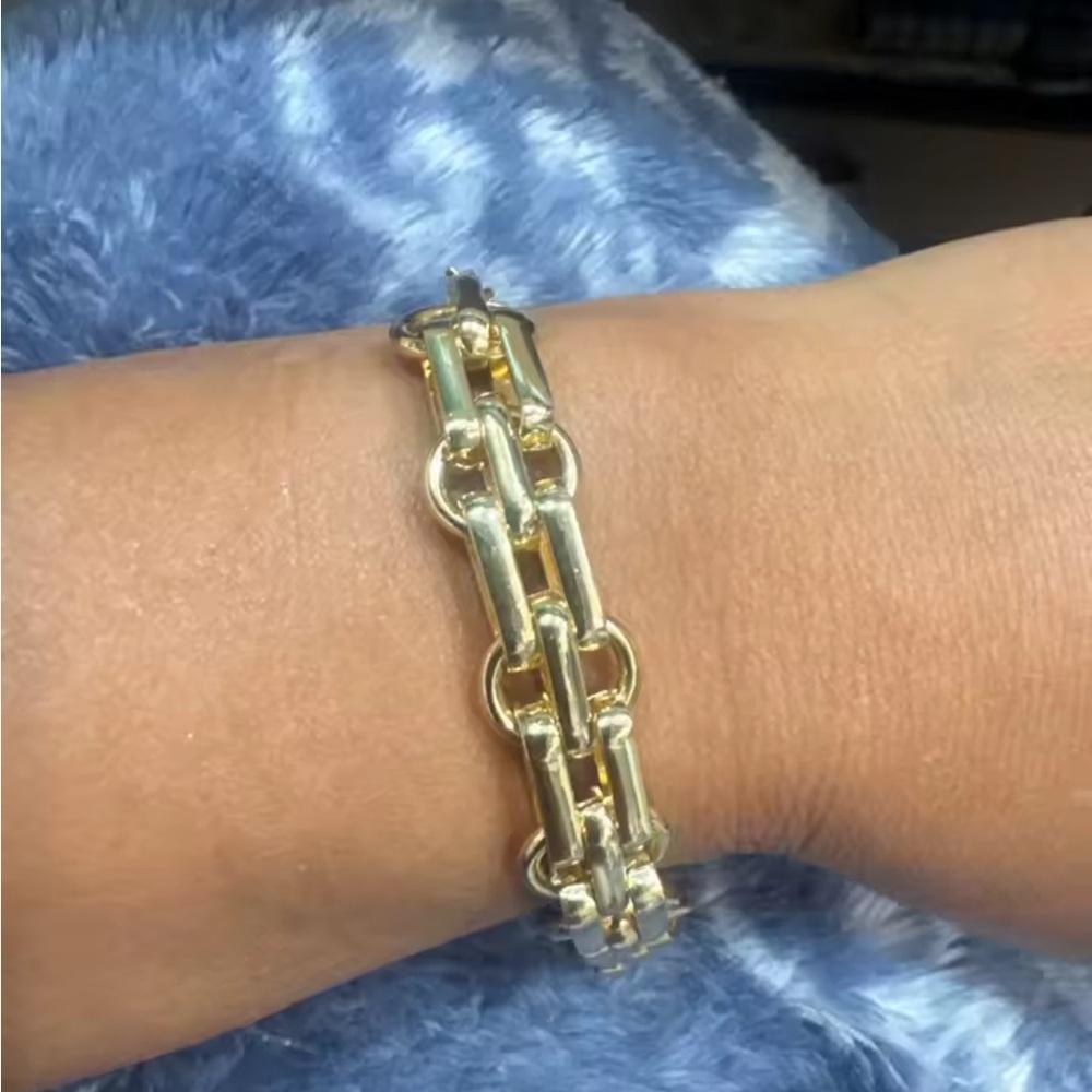 New! Chunky adjustable Gold Chain Bracelet
